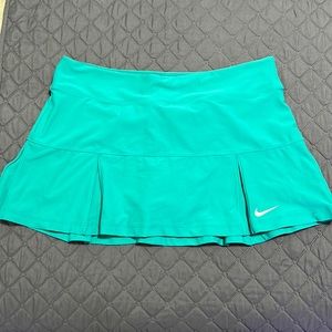 Nike tennis skirt